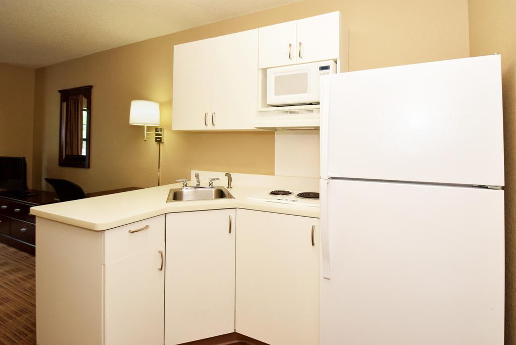 Mainstay Suites Rochester South Mayo Clinic מראה חיצוני תמונה